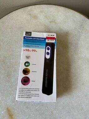 iLive Portable UV-C LED Sanitizer White Keyboard Phone Car Sterilizer (IAA400W)